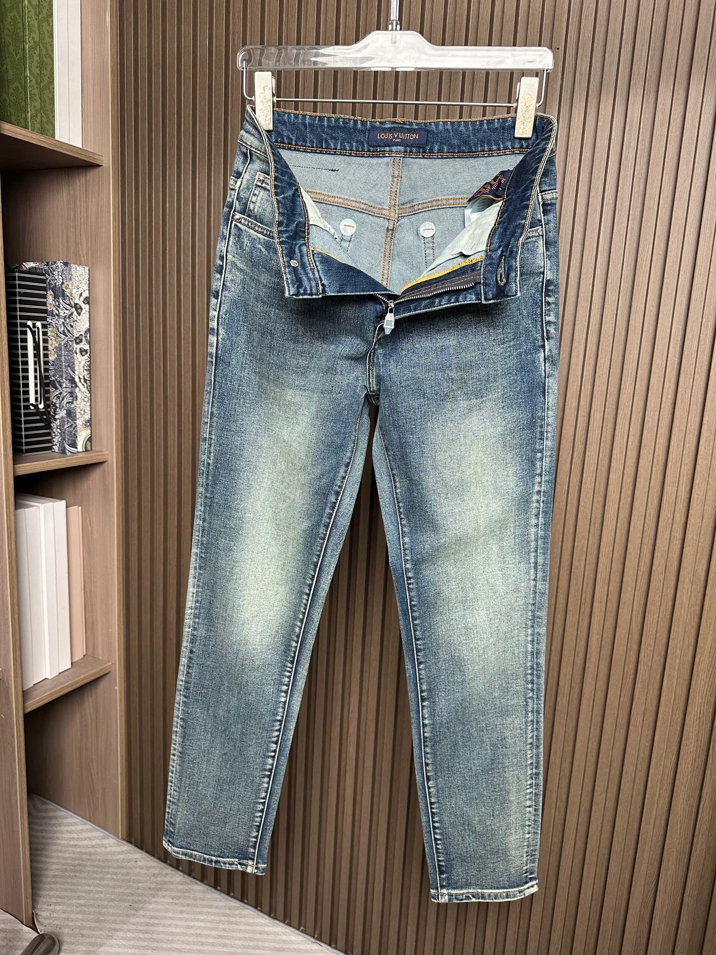 Джинсы Женские Louis Vuitton 12192794