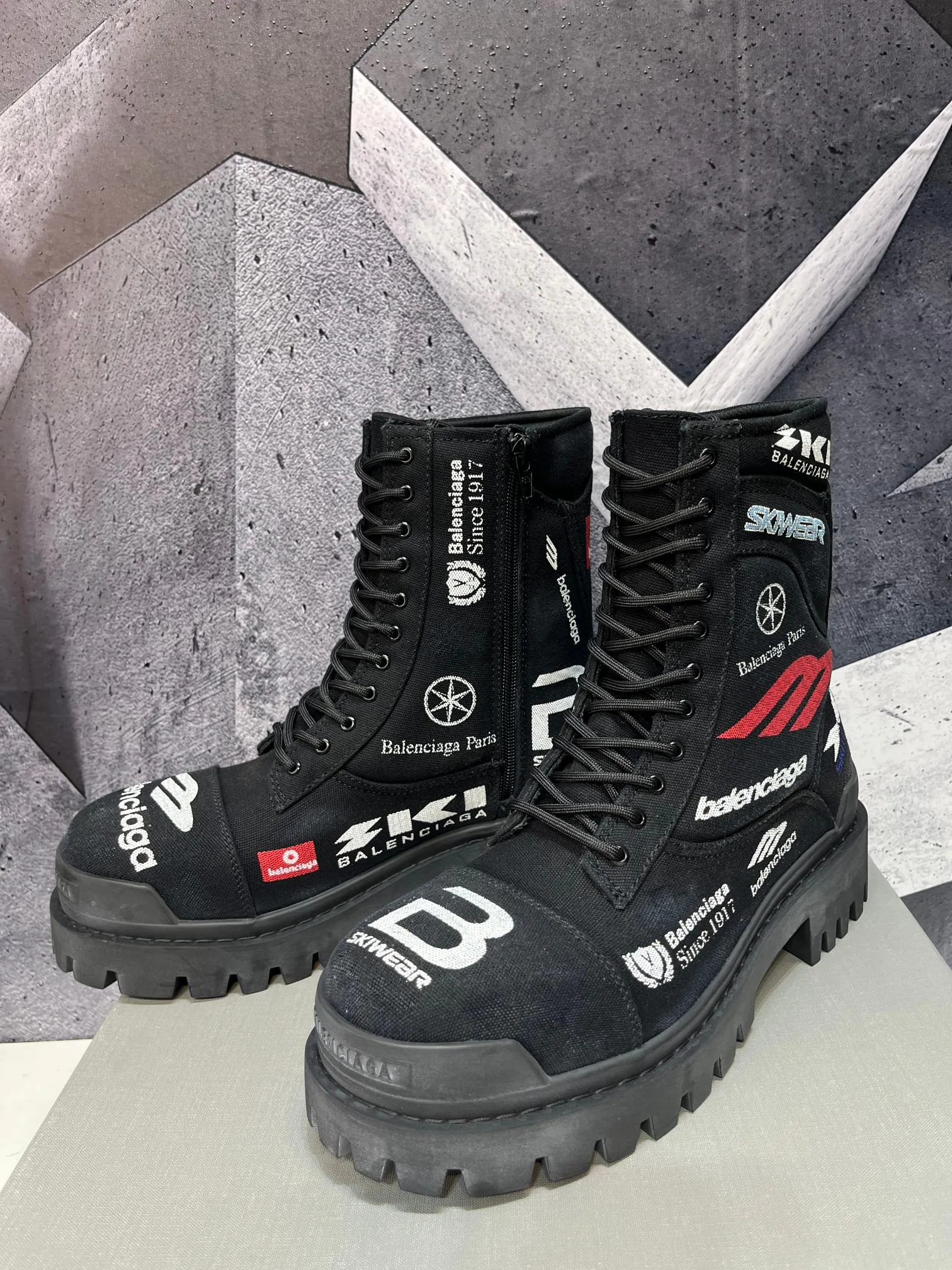 Ботинки Мужские Balenciaga 17962268