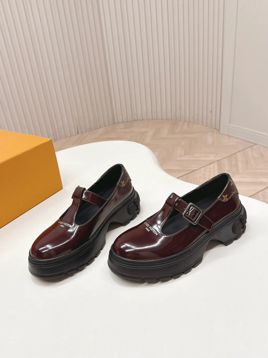 Туфли Женские Louis Vuitton 5188066