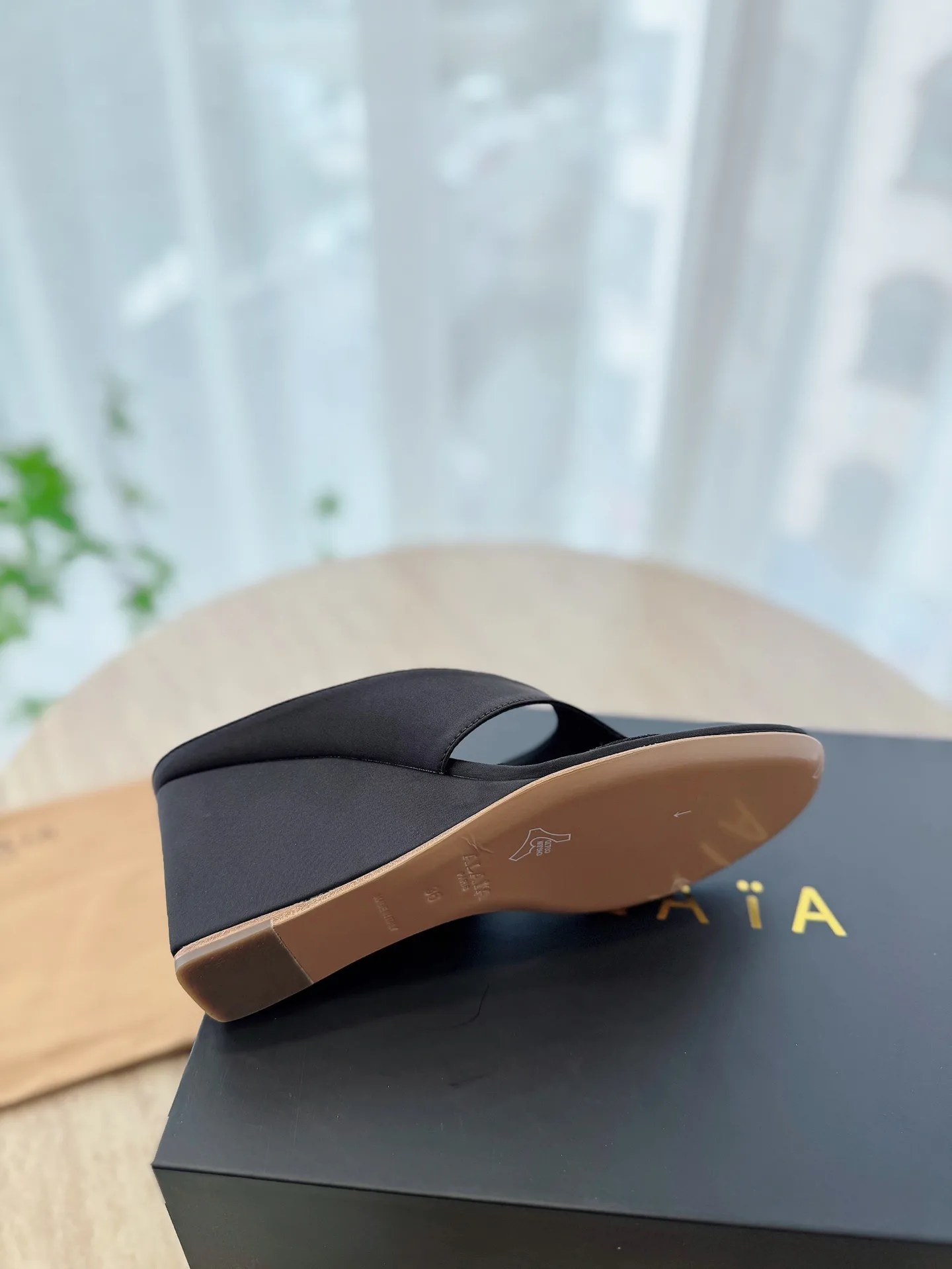 Босоножки Женские Alaia 26379