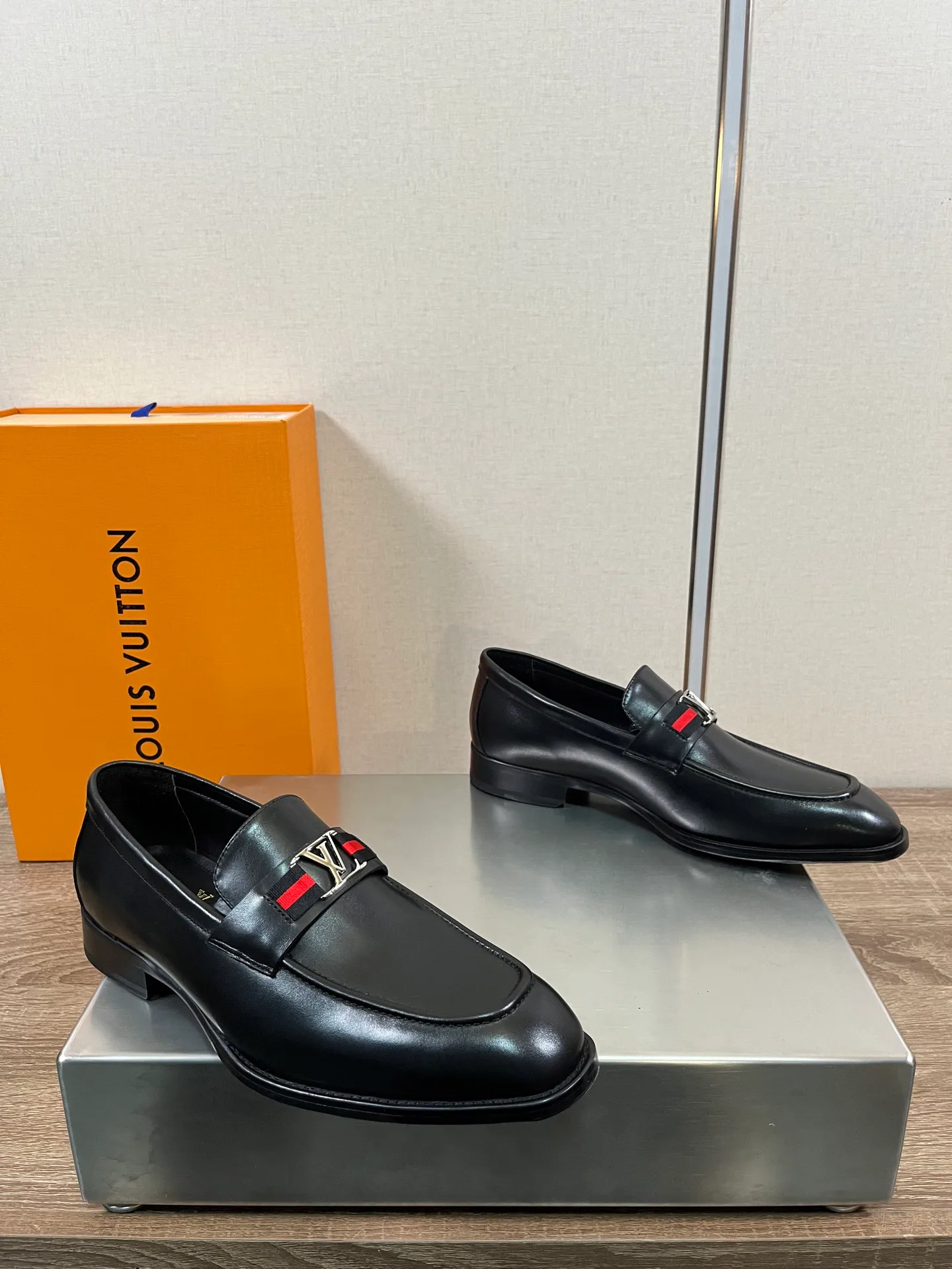 Лоферы Мужские Louis Vuitton 354648