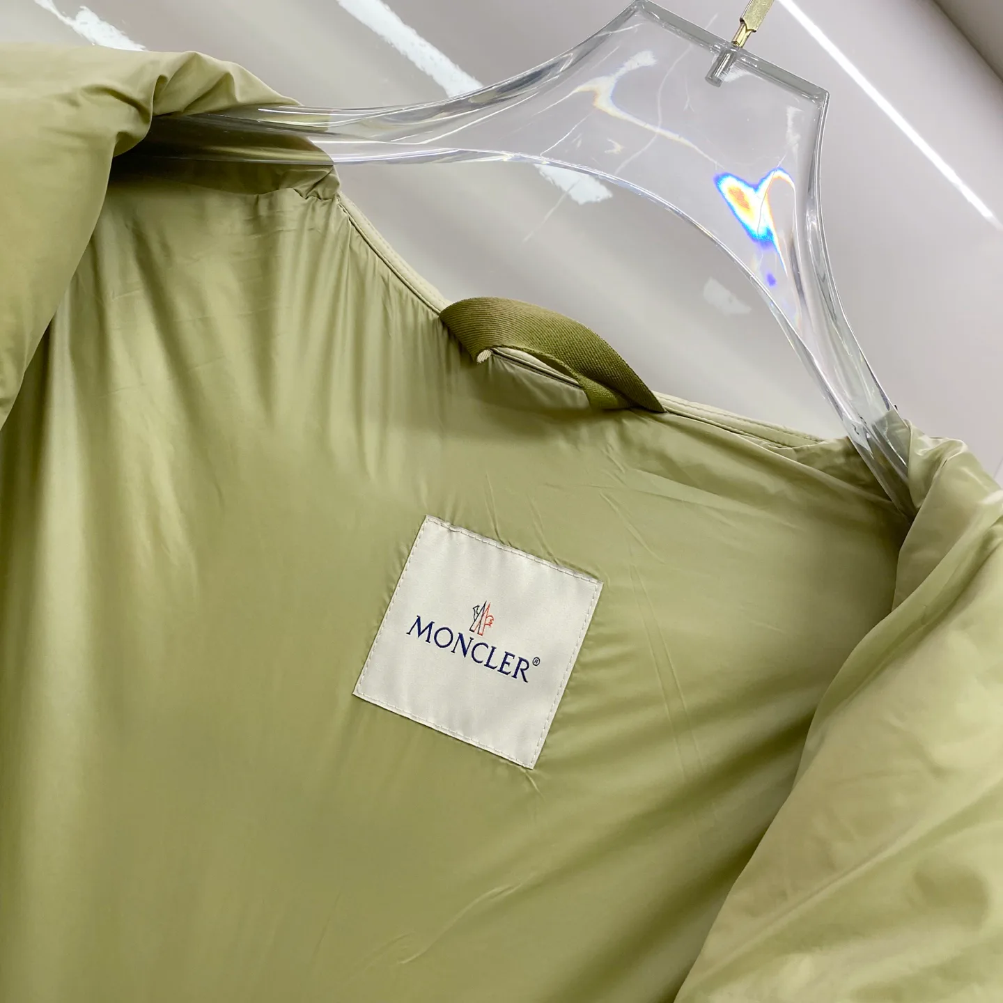 Куртки И Пуховики Мужские Moncler 1129743