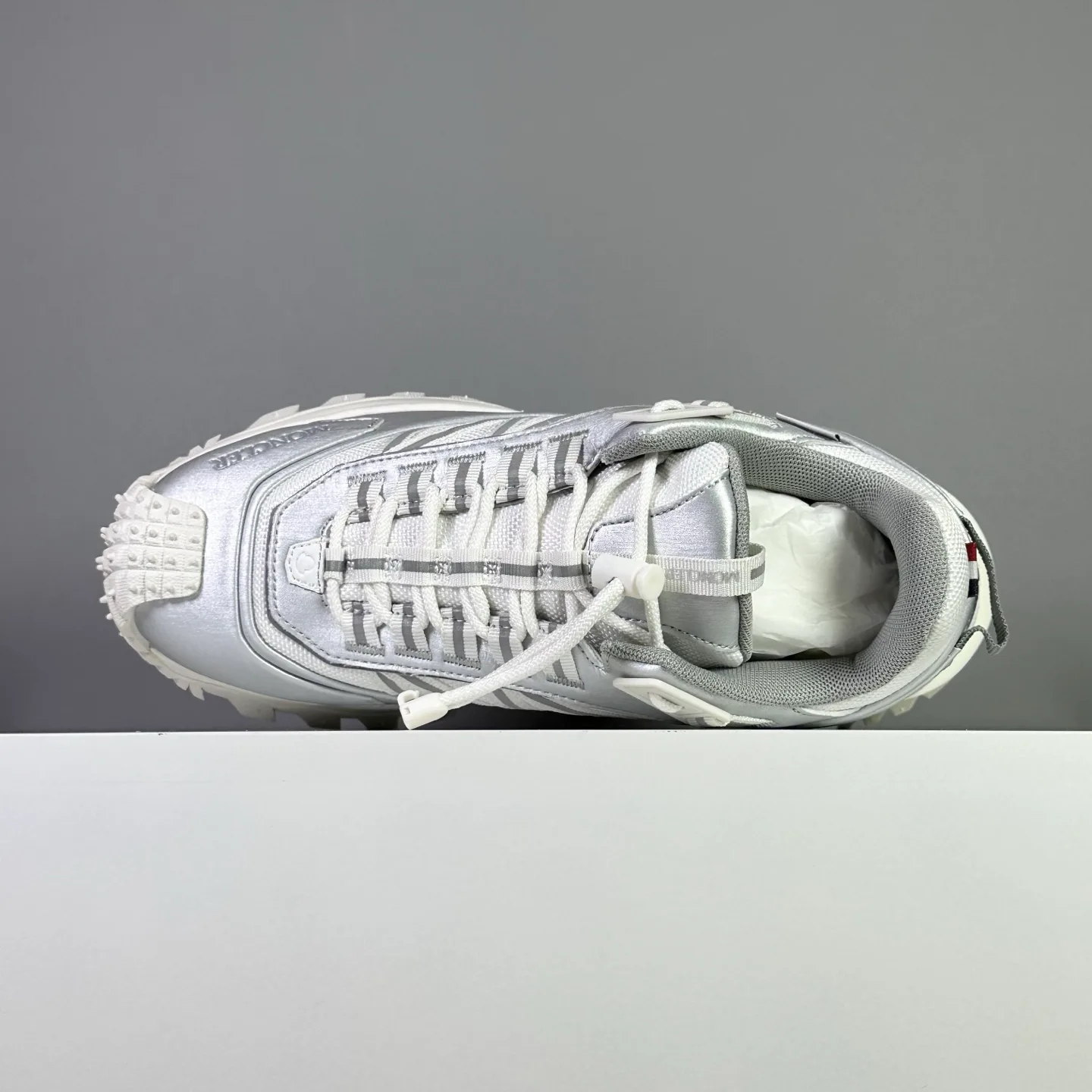 Кроссовки Женские Moncler 4462111