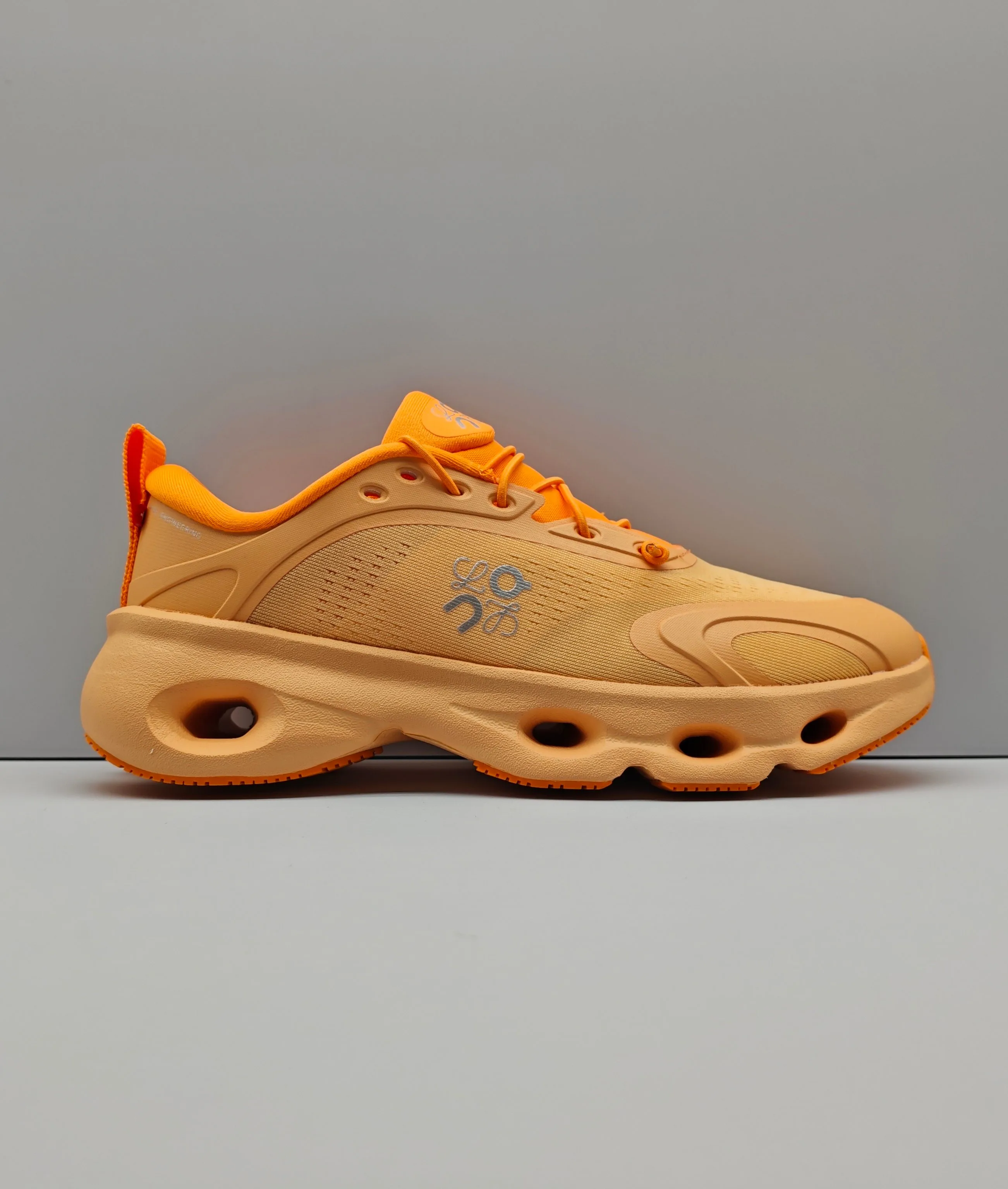 Кроссовки Женские Loewe 13193992