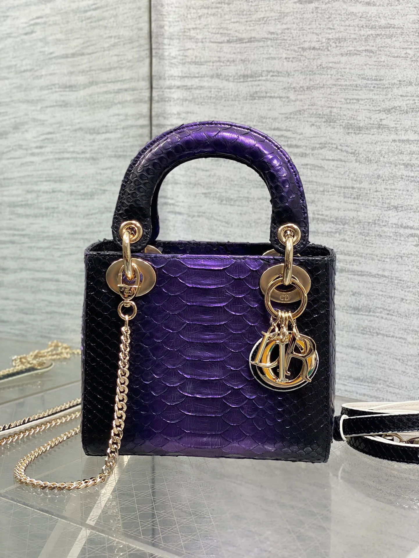 Классические Сумки Женские Christian Dior 11581686