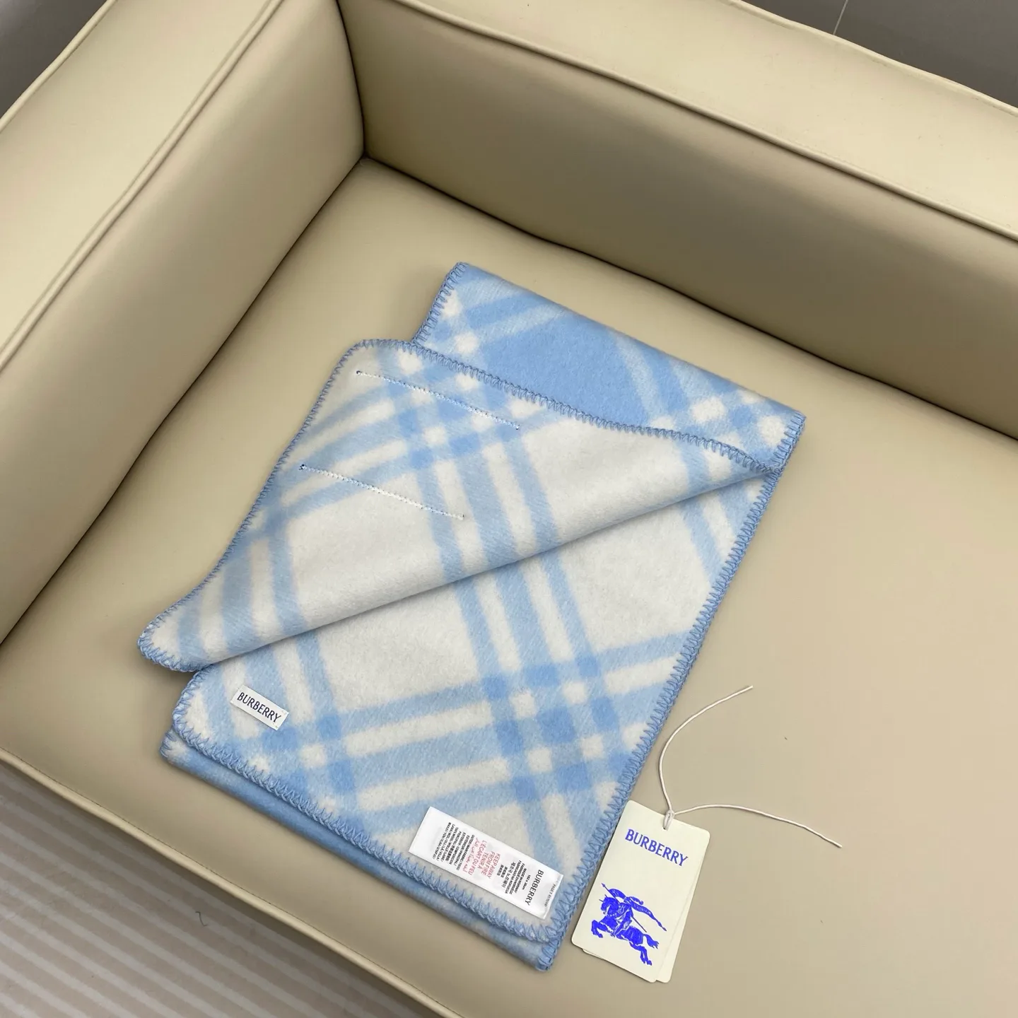 Шарфы Burberry 3433426