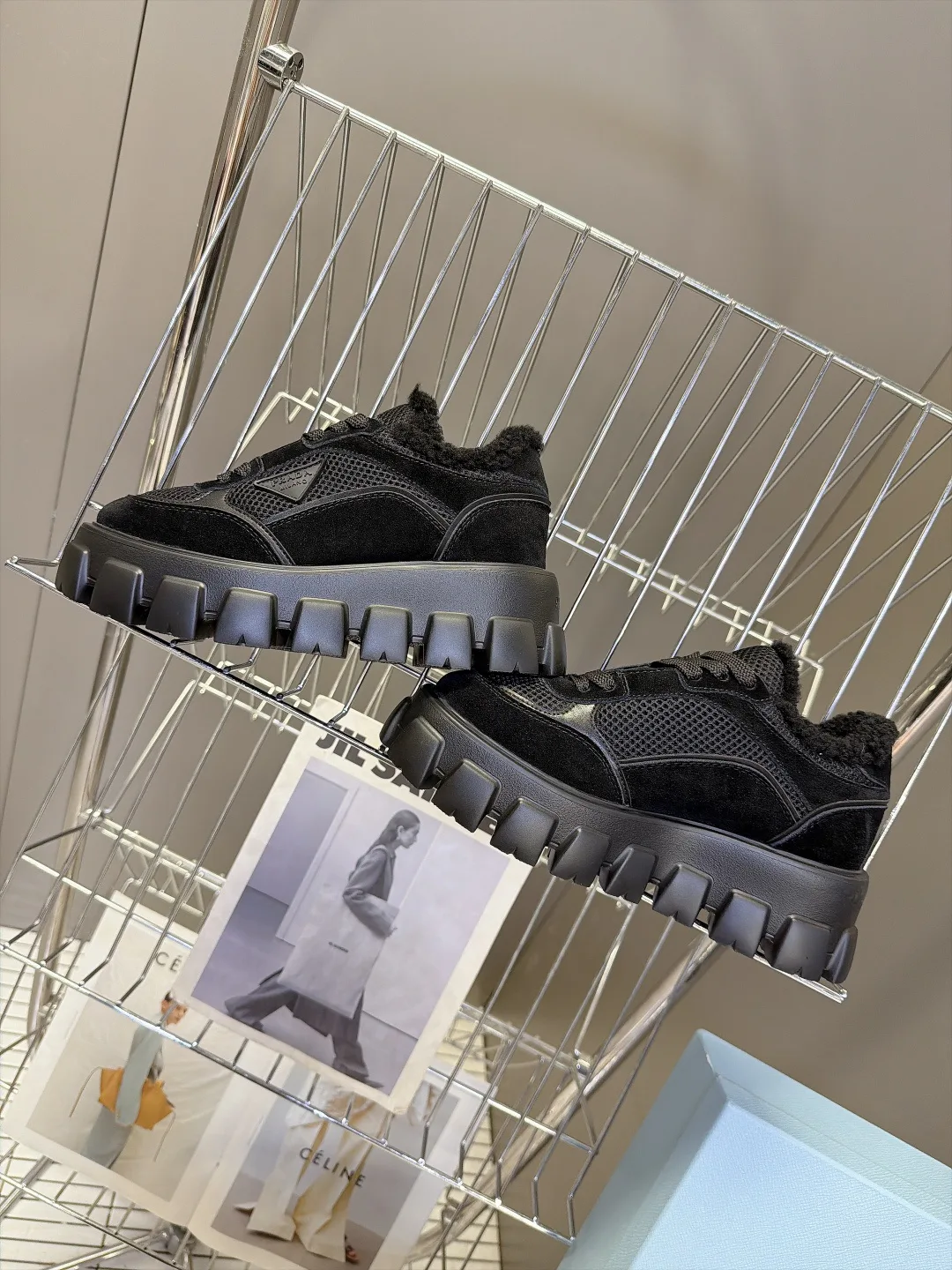 Кроссовки Женские Prada 19190086