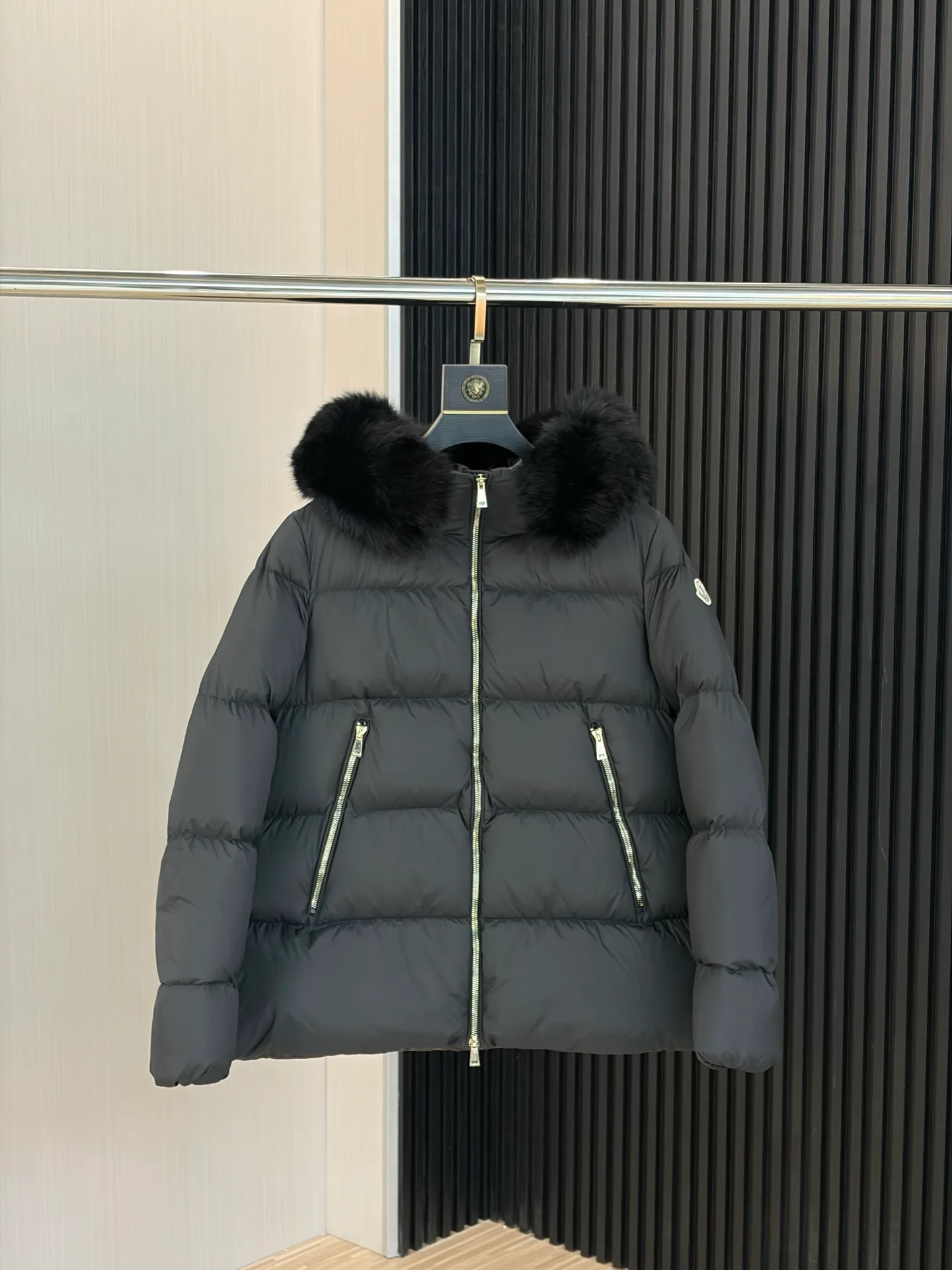 Куртки И Пуховики Женские Moncler 18111423