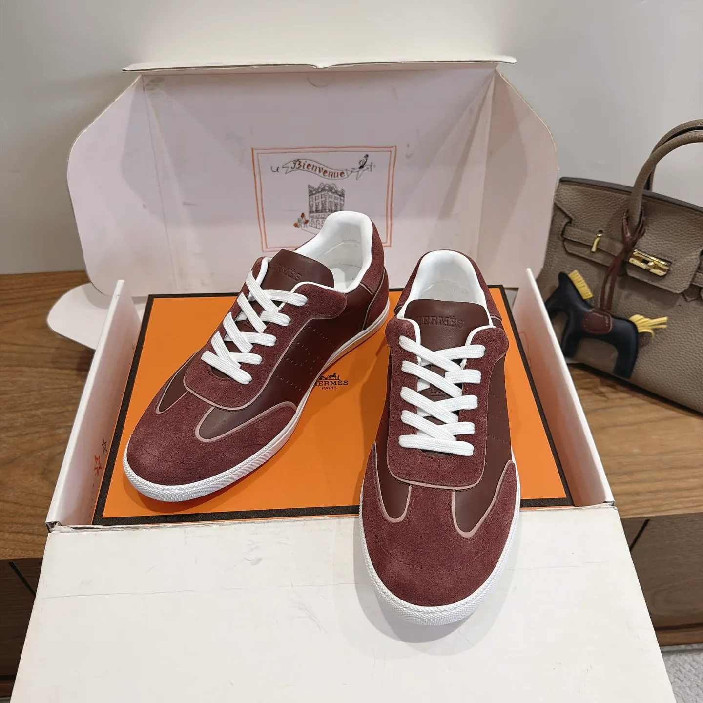 Кроссовки Женские Hermes 18230939