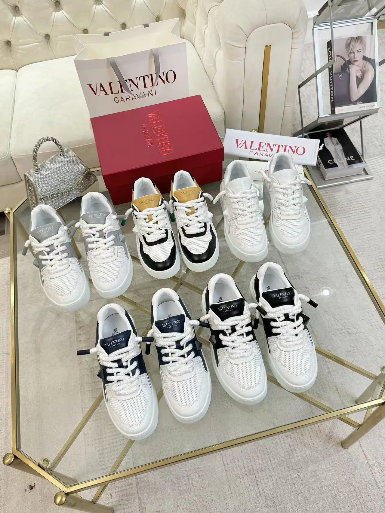 Кроссовки Женские Valentino 236129