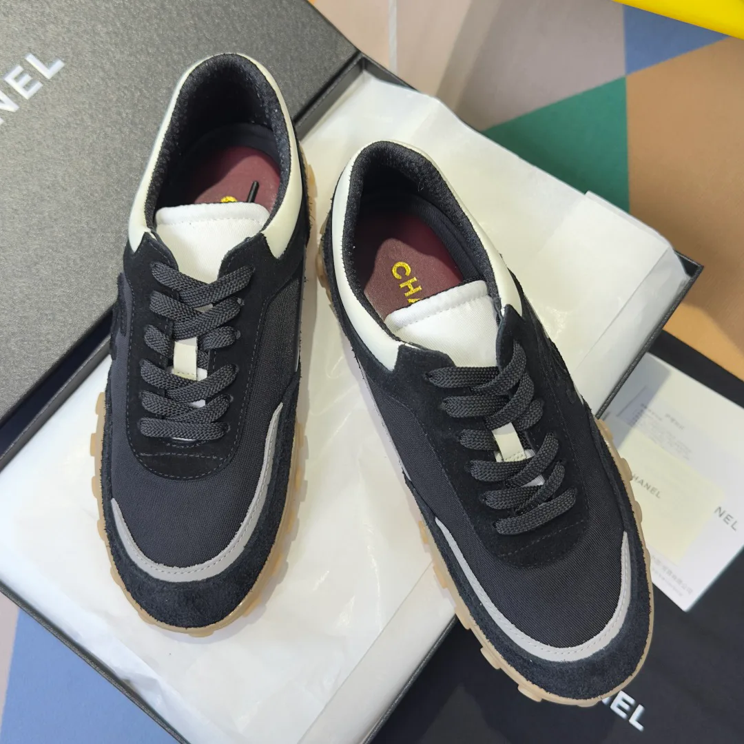 Кроссовки Женские Chanel 11595702