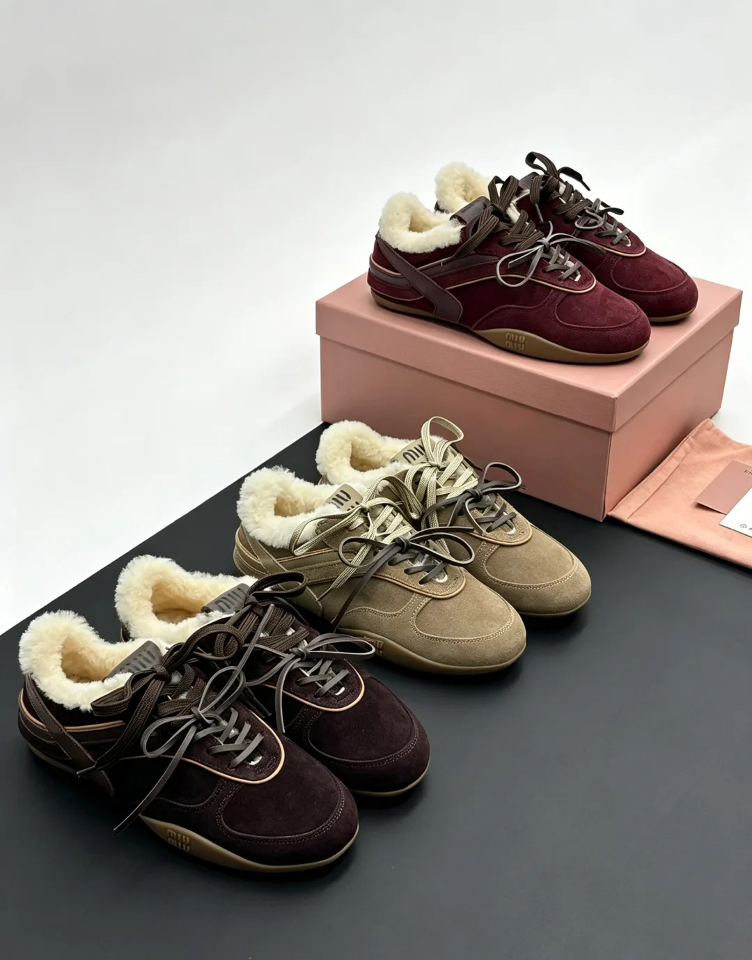 Кроссовки Женские Miu Miu 18223964