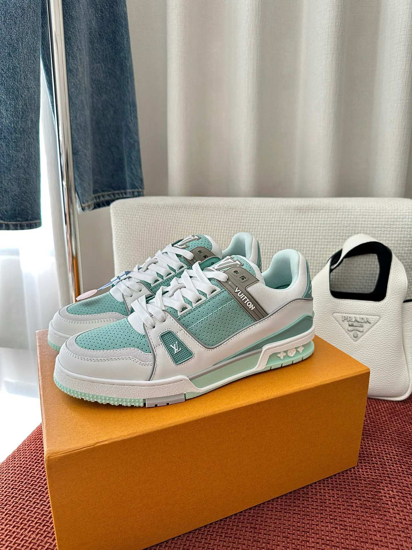 Кроссовки Женские Louis Vuitton 5045986