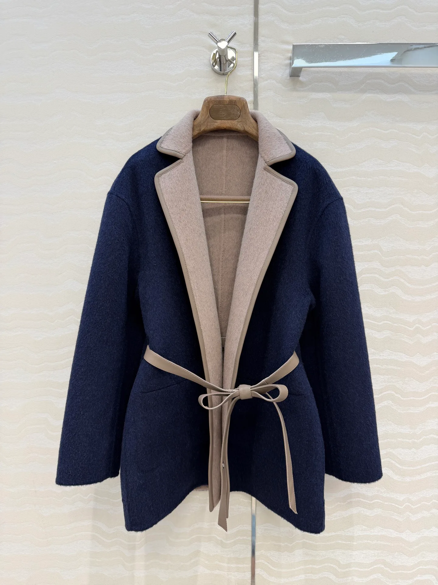 Пальто Женские Loro Piana 18022757