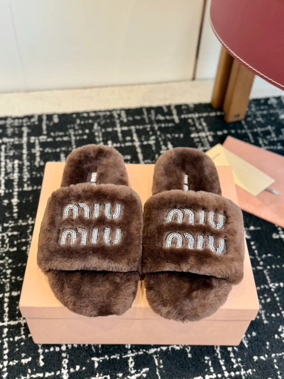 Тапочки Женские Miu Miu 18139570