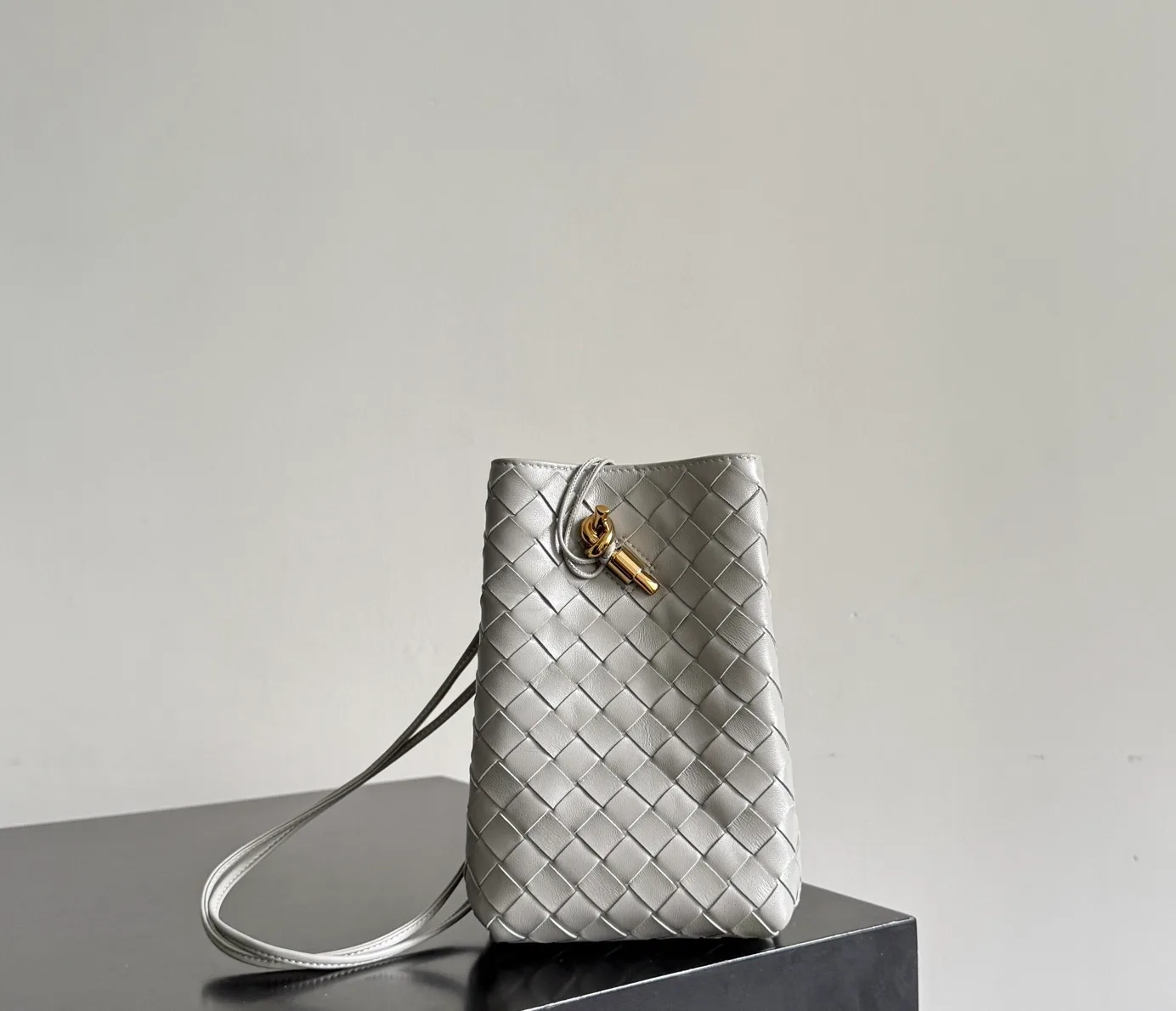 Сумки На Ремне Женские Bottega Veneta 11978387