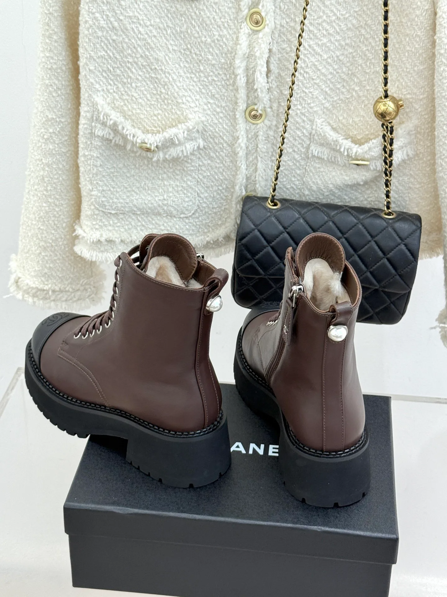 Ботинки Женские Chanel 19780079