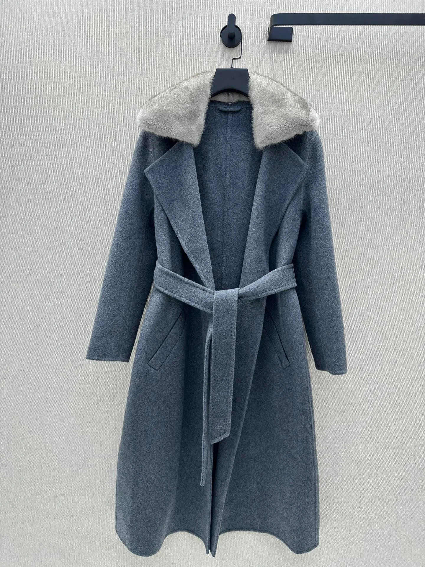 Пальто Женские Loro Piana 18601822