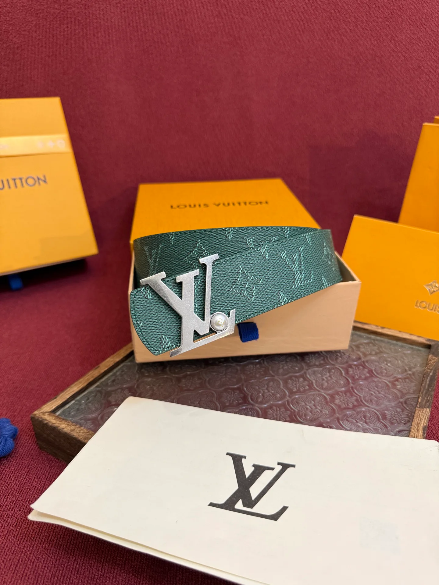 Ремни Louis Vuitton 5070290