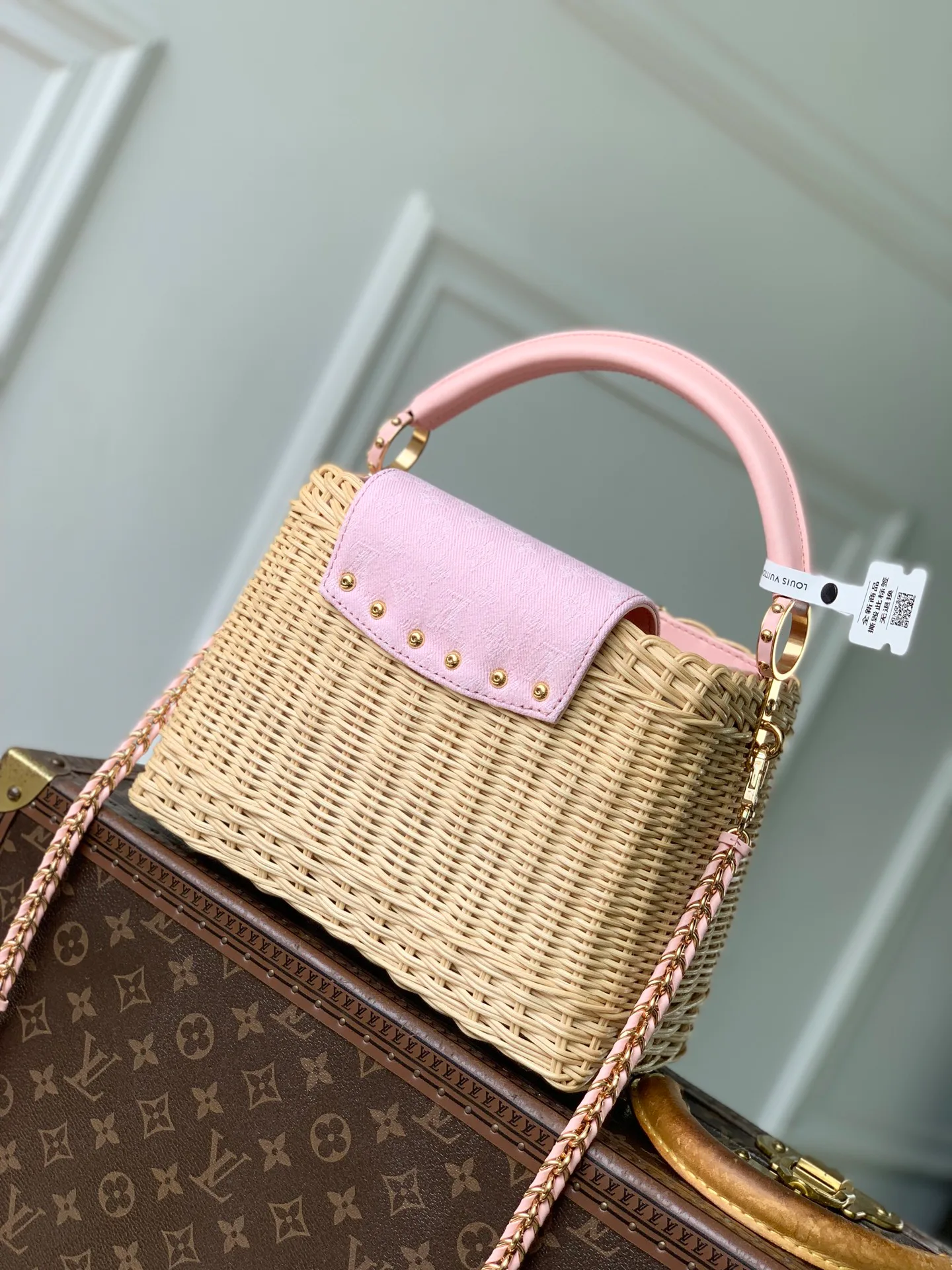 Классические Сумки Женские Louis Vuitton 18147579