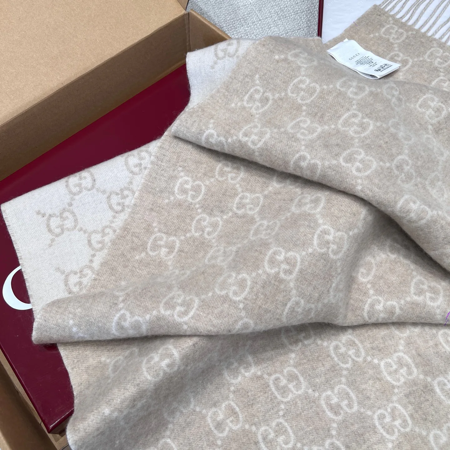 Шарфы Gucci 562897