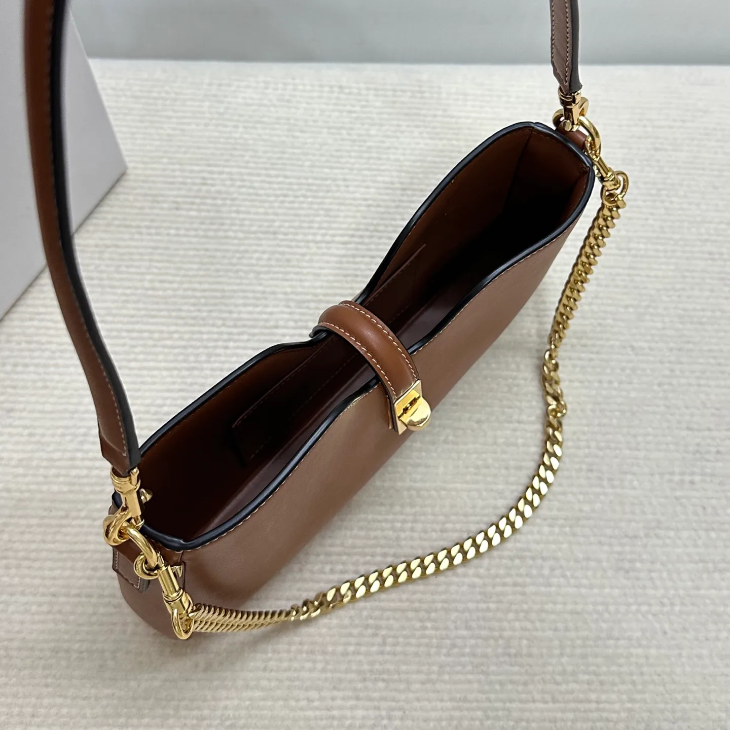 Классические Сумки Женские Celine 11512160