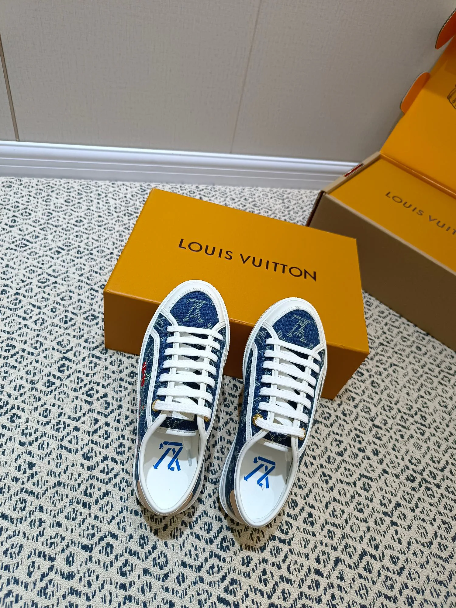 Кеды Женские Louis Vuitton 188396