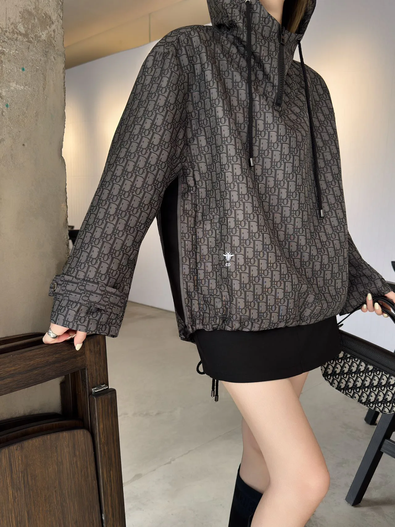 Куртки И Пуховики Женские Christian Dior 3572749