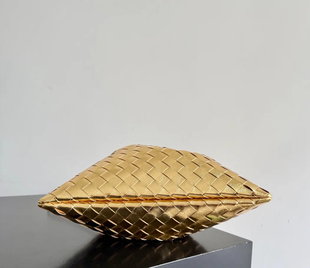 Клатчи Женские Bottega Veneta 1243131