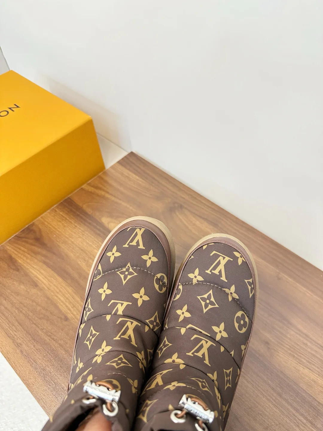 Угги Женские Louis Vuitton 582486