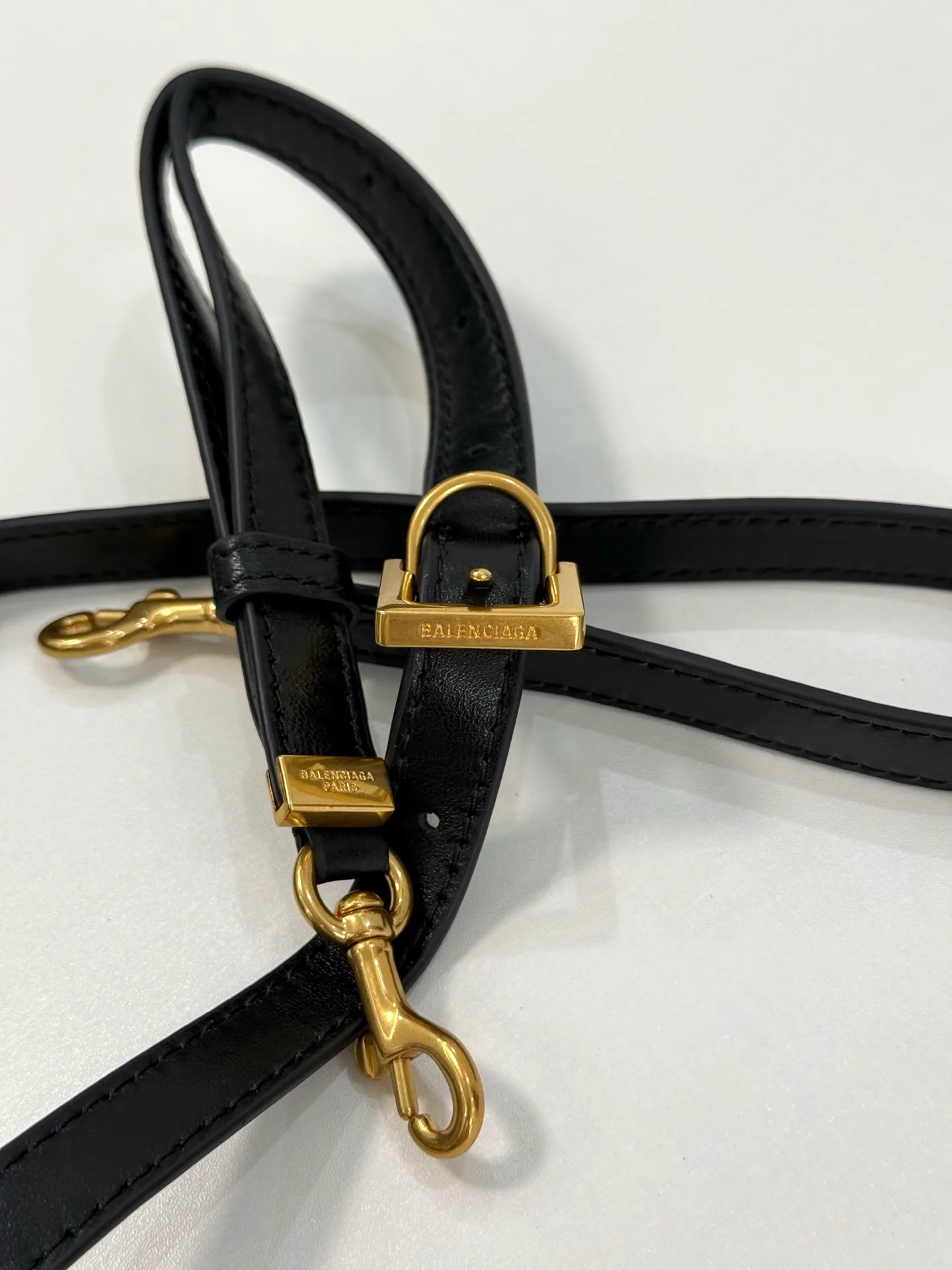 Классические Сумки Женские Balenciaga 18136030