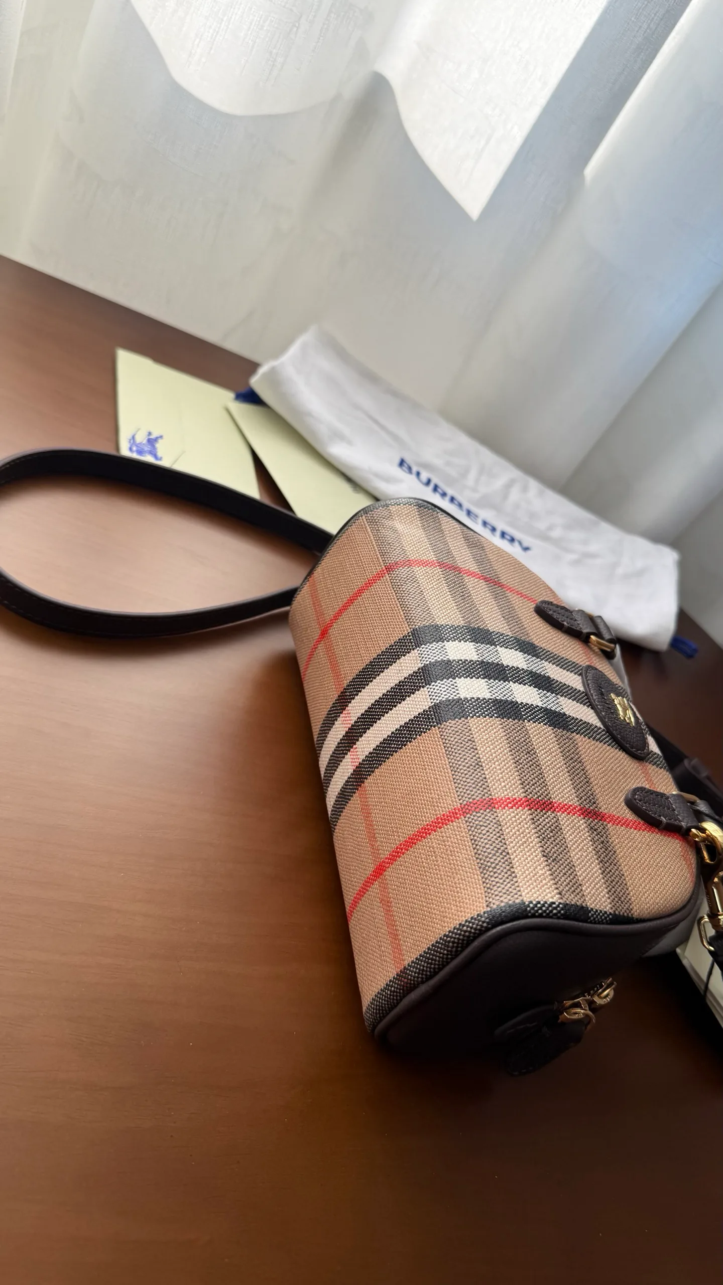 Классические Сумки Женские Burberry 11707208