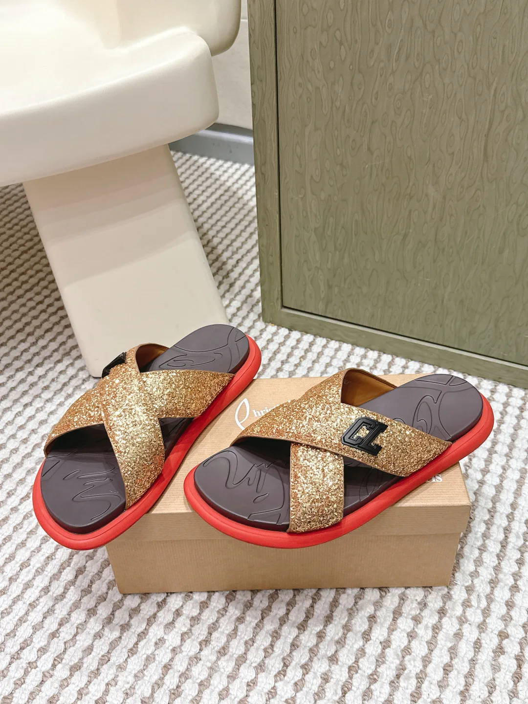 Шлепанцы Мужские Christian Louboutin 488302