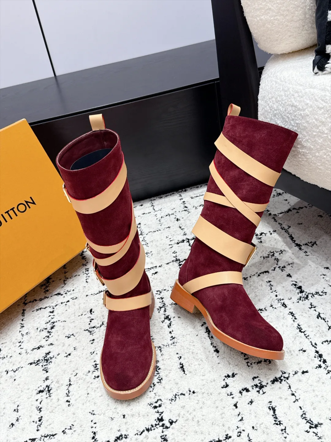 Сапоги Женские Louis Vuitton 18125166
