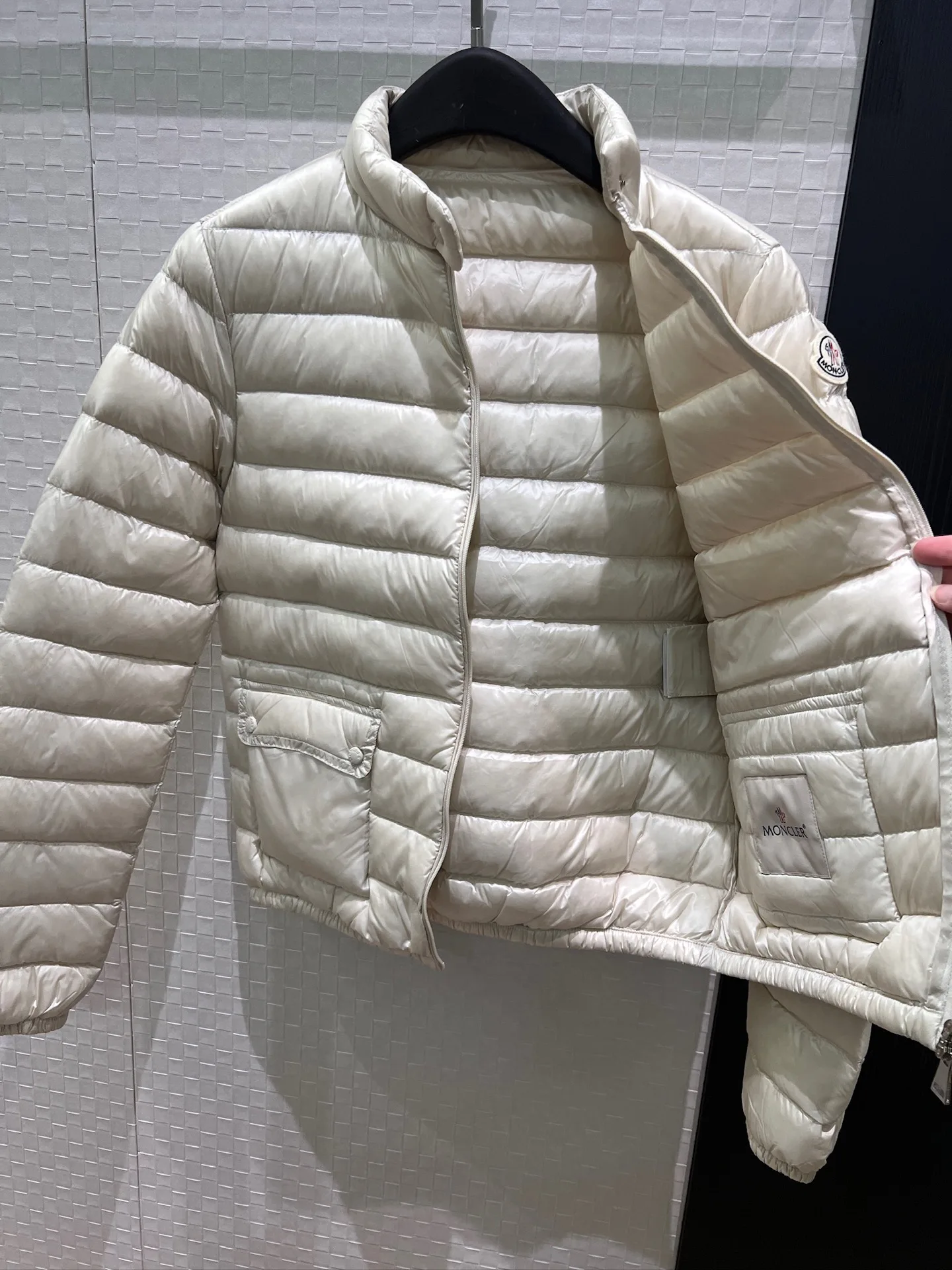 Куртки И Пуховики Женские Moncler 18778361
