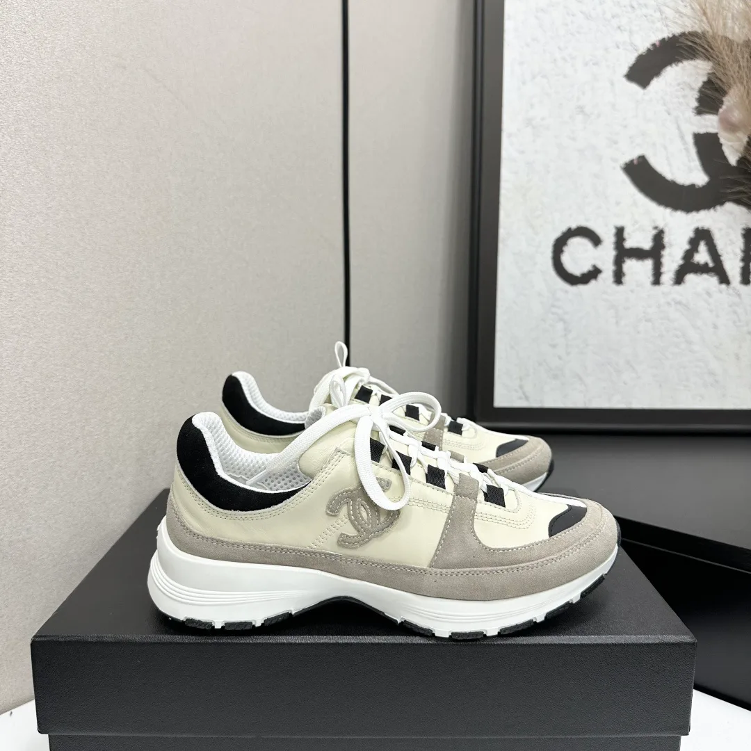 Кроссовки Женские Chanel 11738501