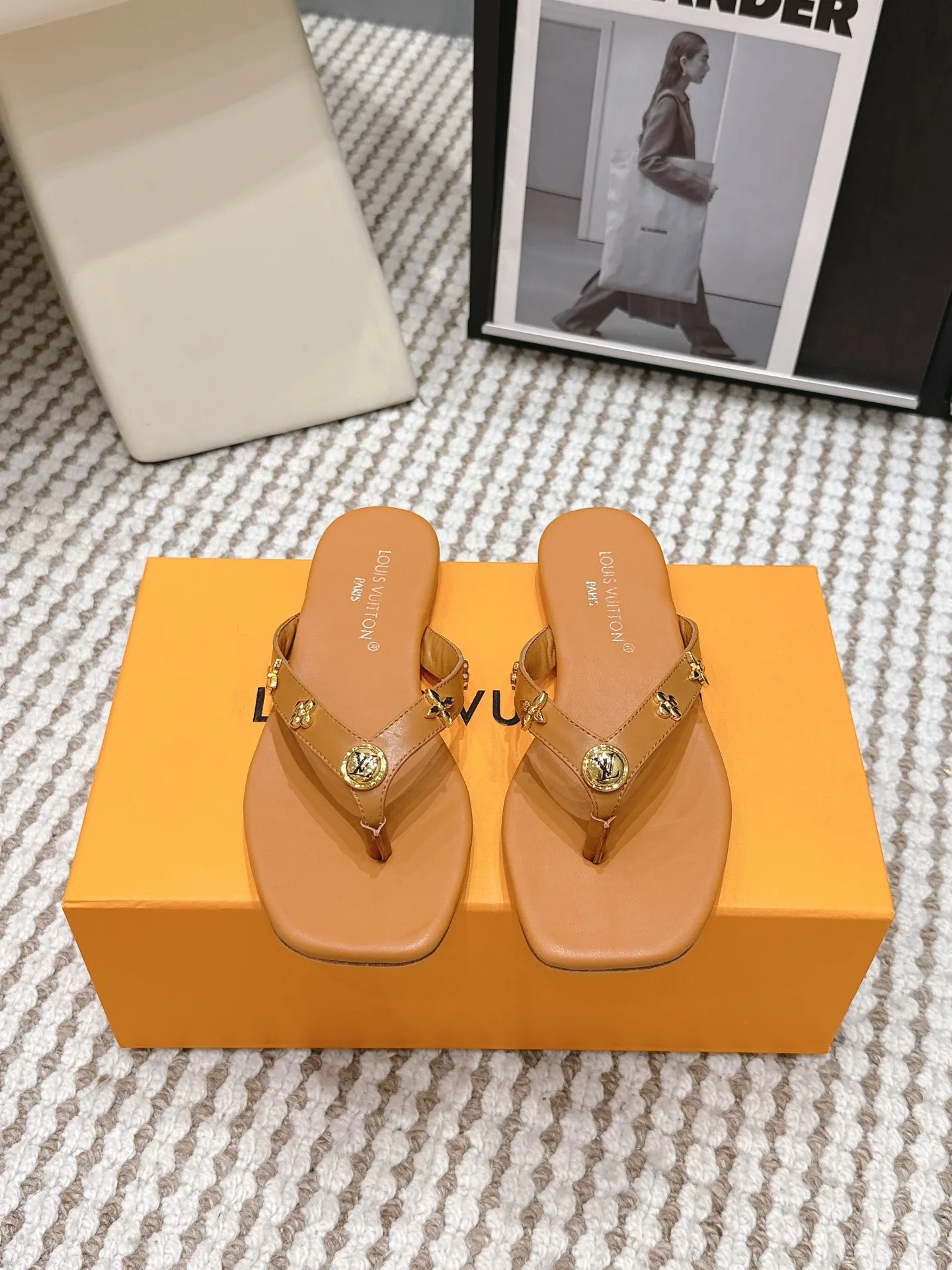 Шлепанцы Женские Louis Vuitton 14555367