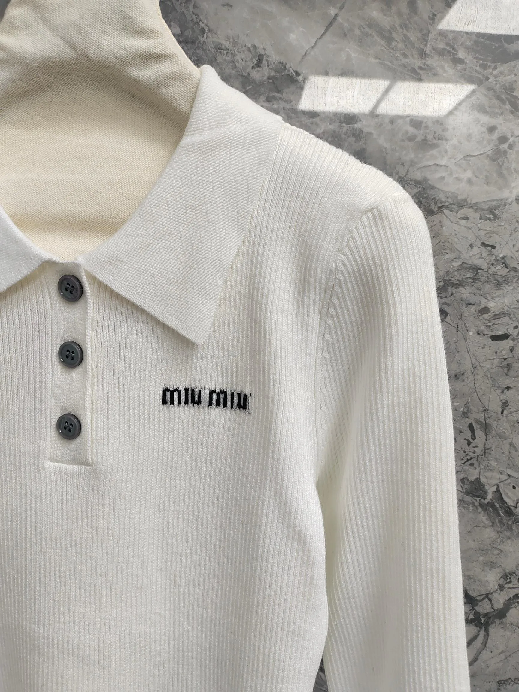 Джемперы И Свитеры Женские Miu Miu 1617076