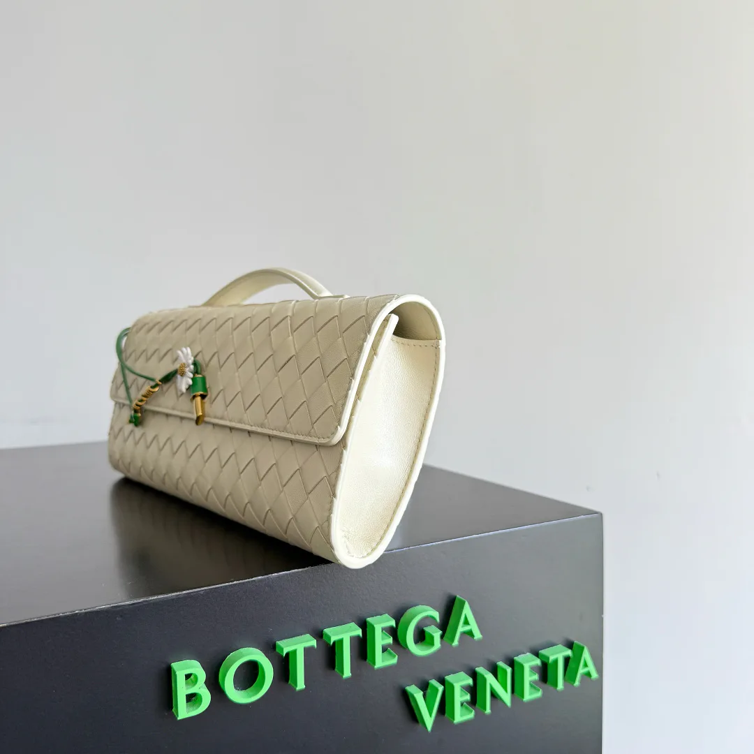 Клатчи Женские Bottega Veneta 11191848