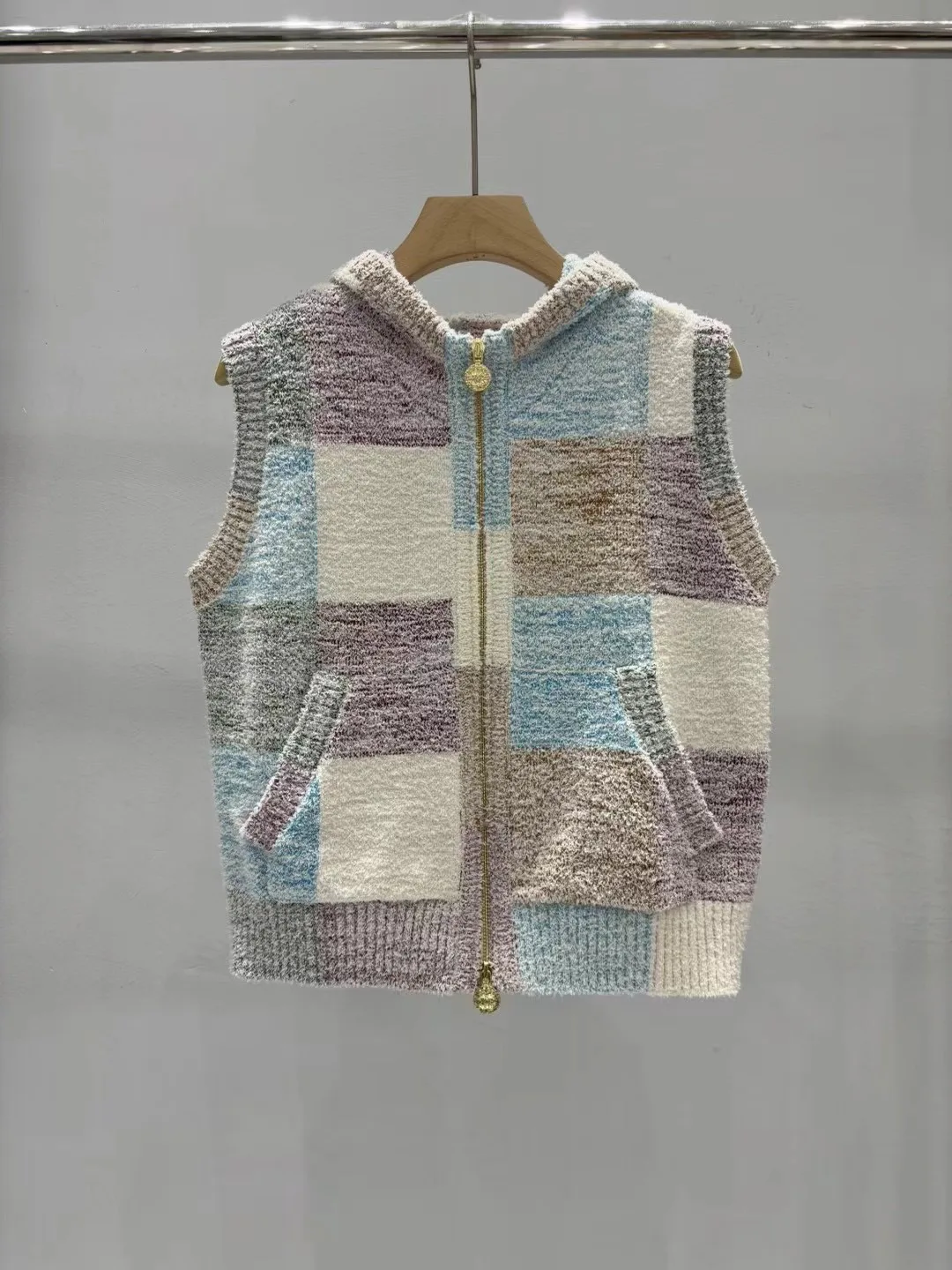 Жилеты Женские Chanel 52342