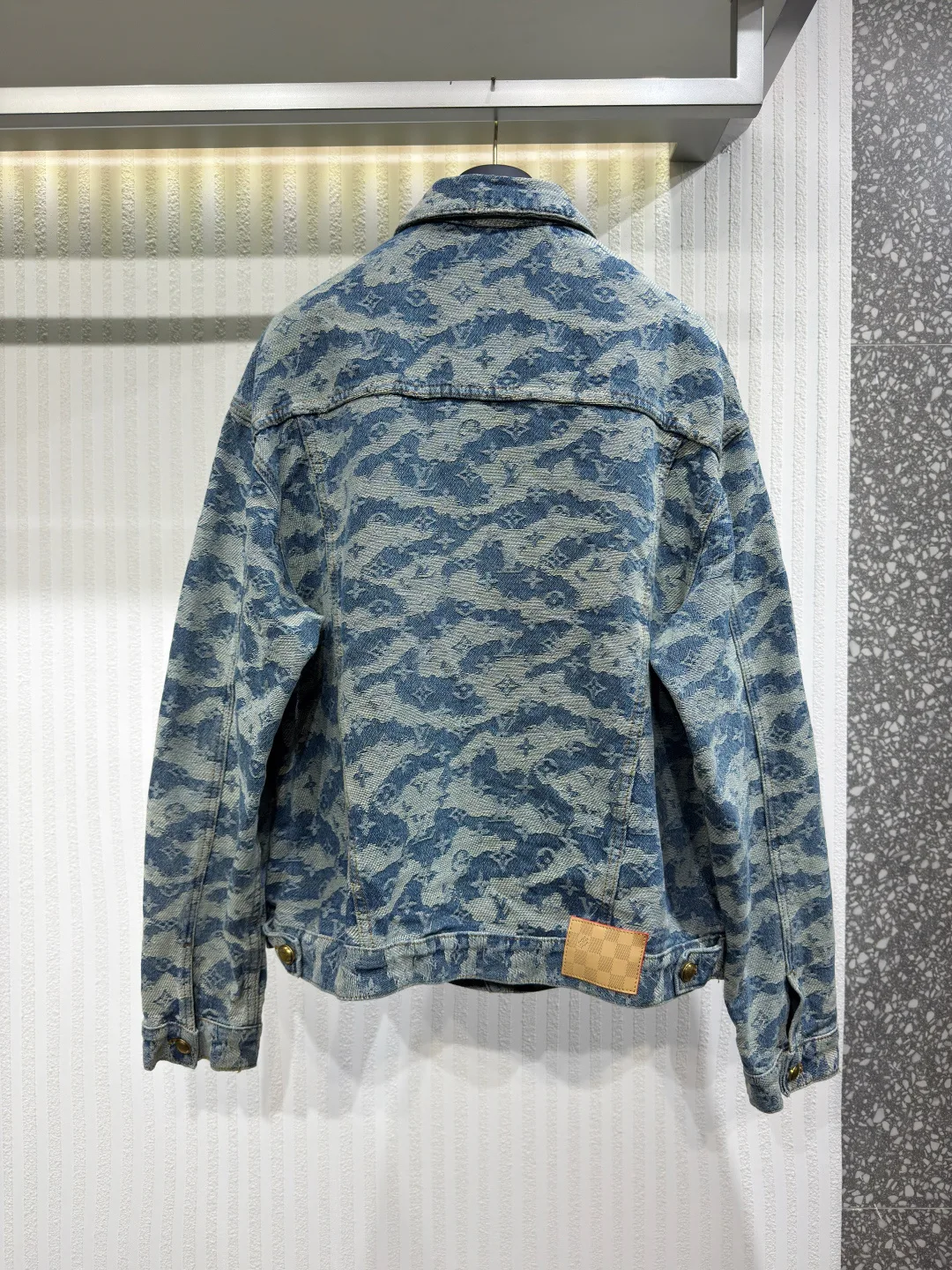 Куртки И Пуховики Мужские Louis Vuitton 11654593