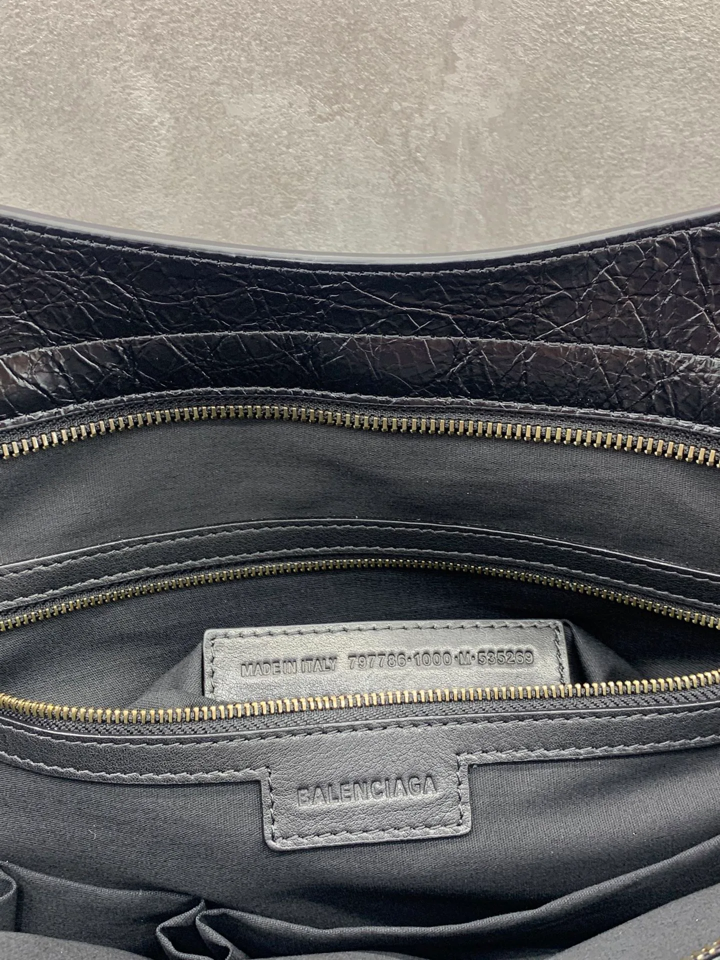 Классические Сумки Женские Balenciaga 18135898