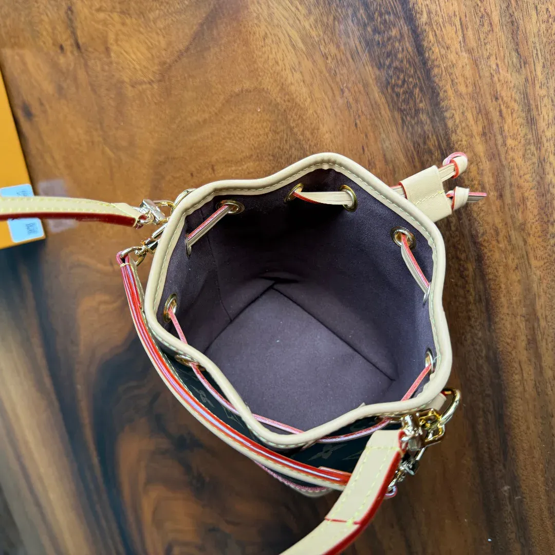 Сумки На Ремне Женские Louis Vuitton 724016