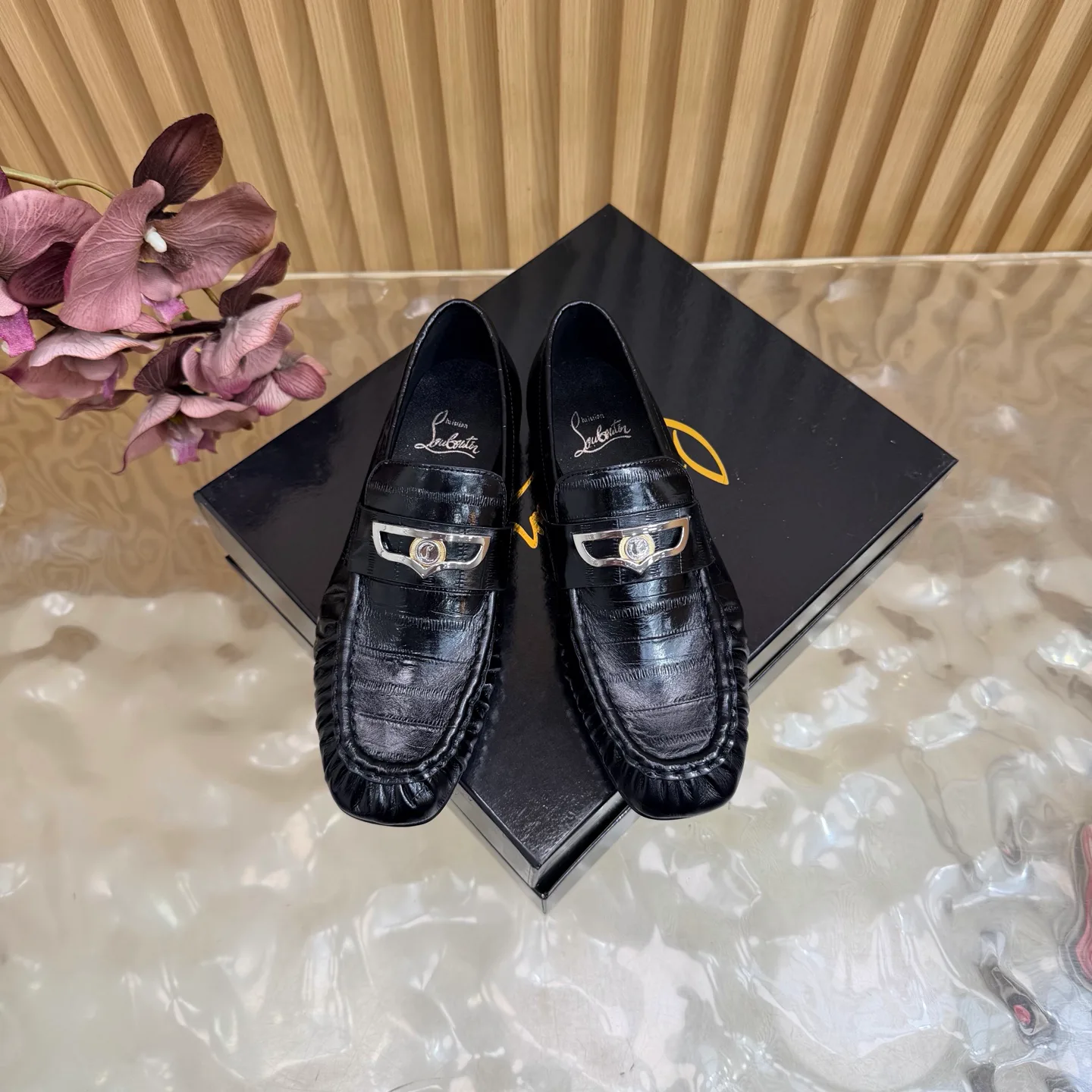 Лоферы И Мокасины Женские Christian Louboutin 18190140