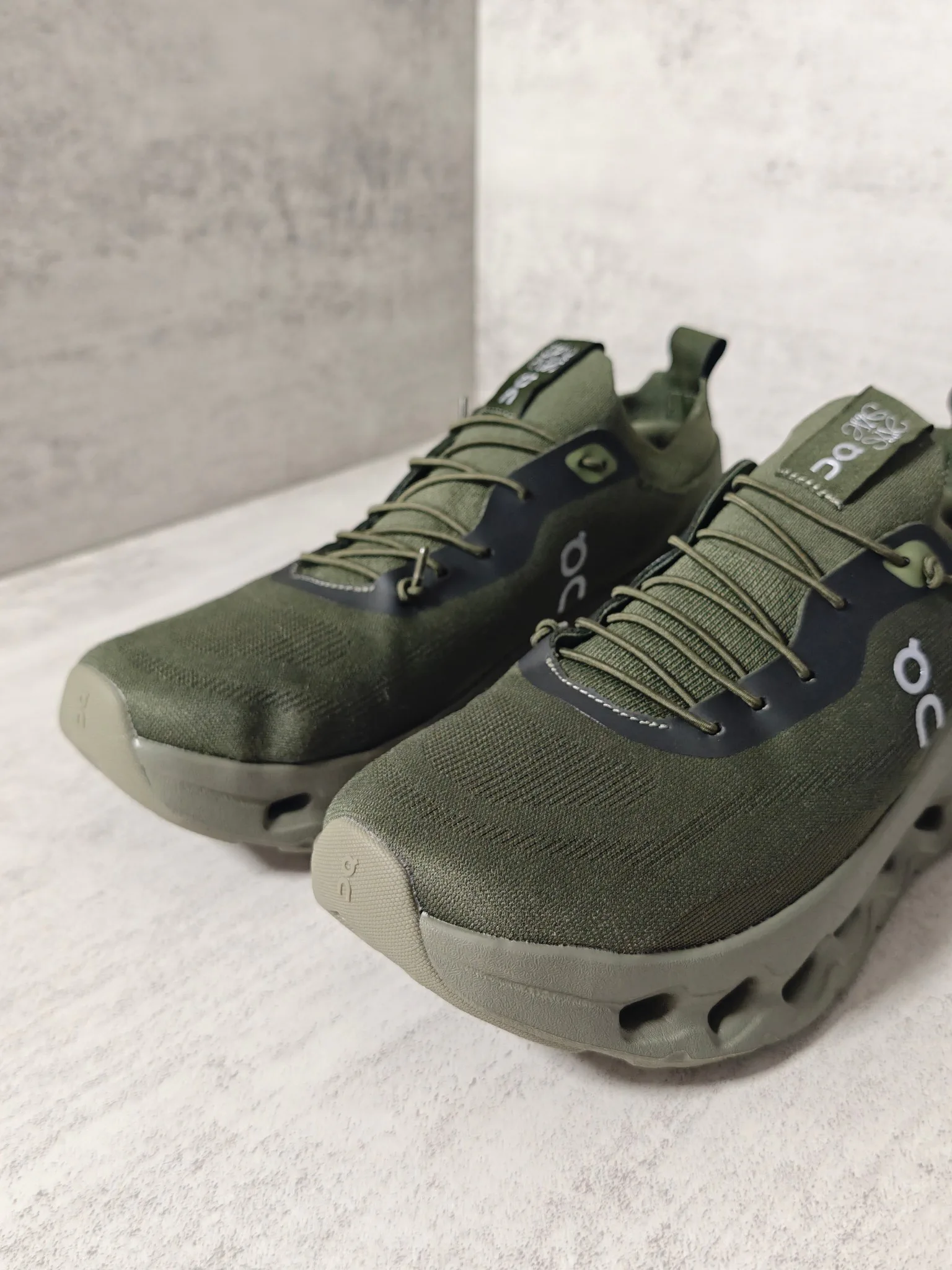 Кроссовки Женские Loewe 108236