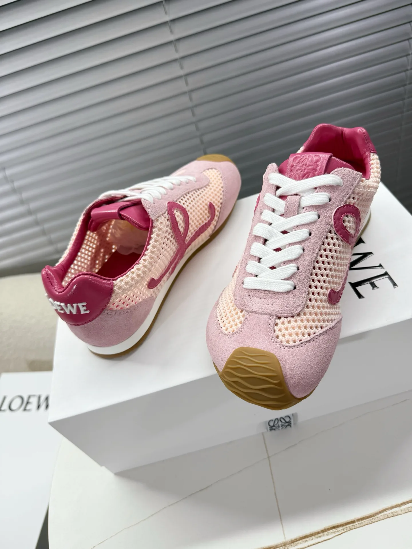 Кроссовки Женские Loewe 3923280