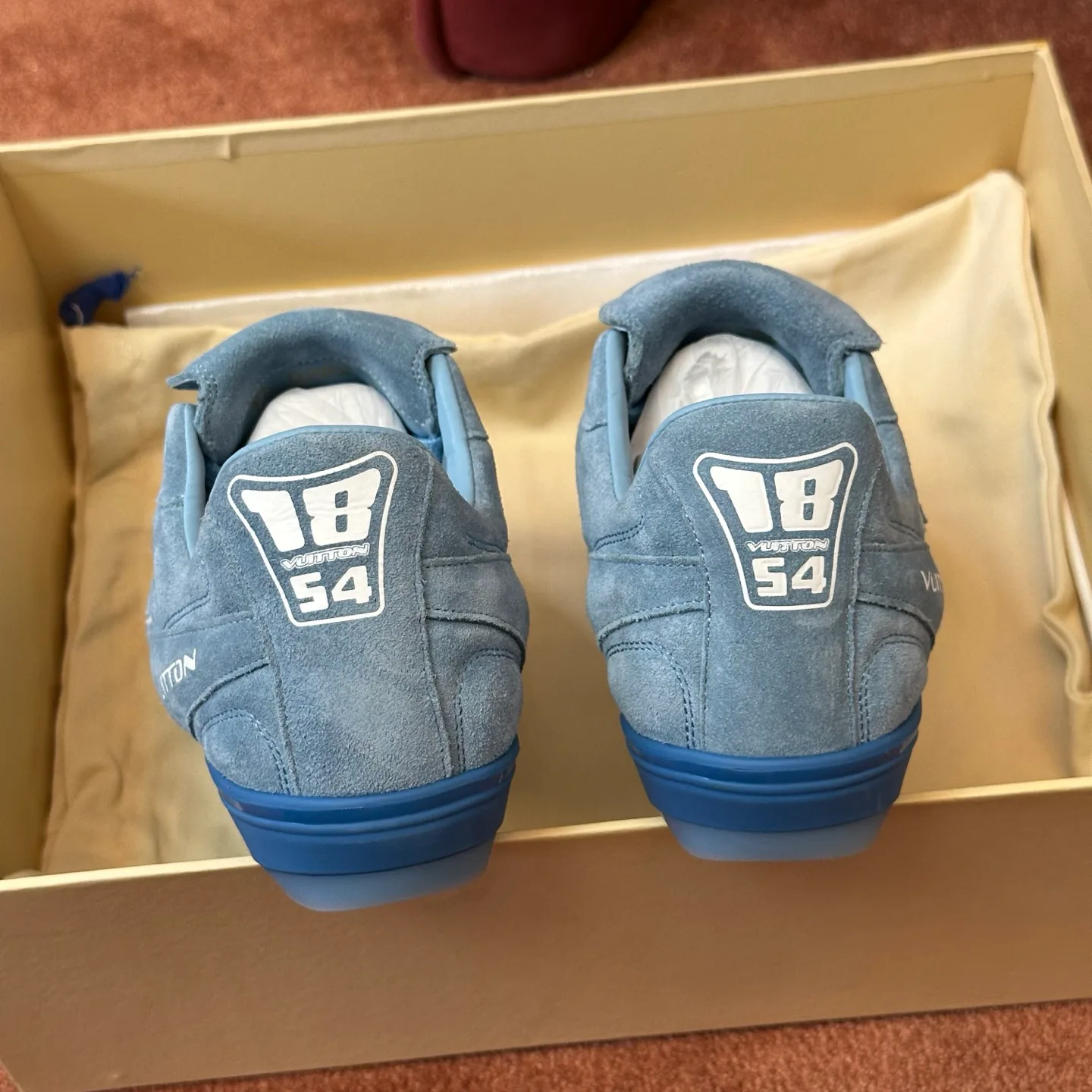 Кроссовки Женские Louis Vuitton 1180355