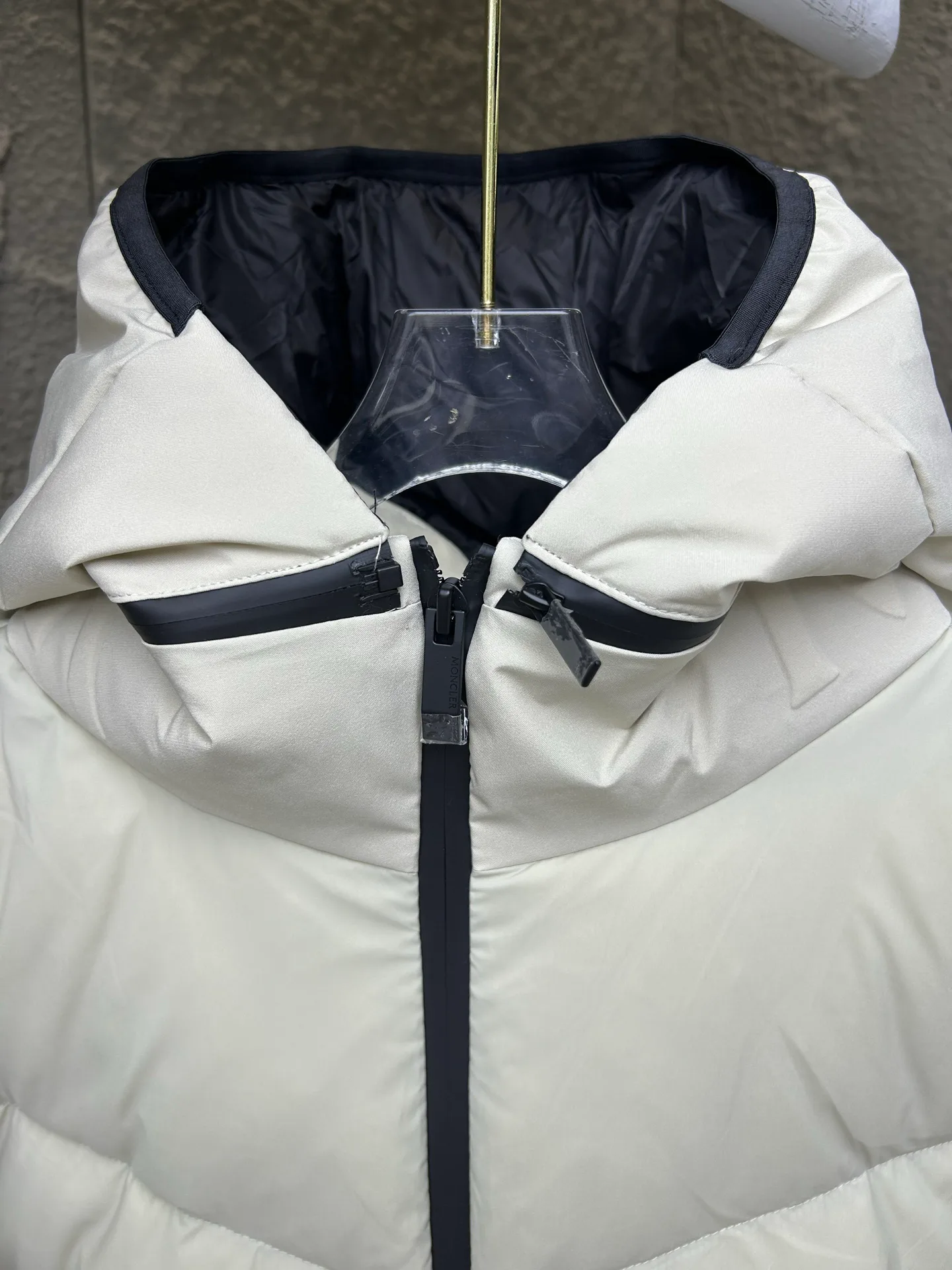 Куртки И Пуховики Мужские Moncler 1259212