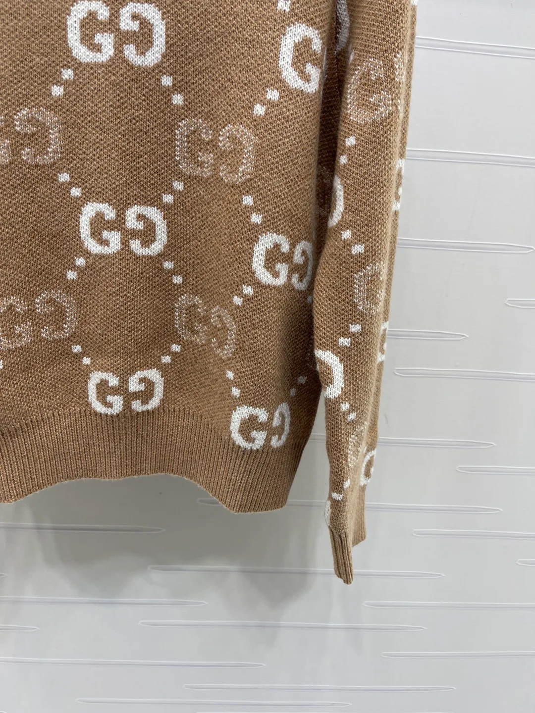 Джемперы И Свитеры Женские Gucci 17681869