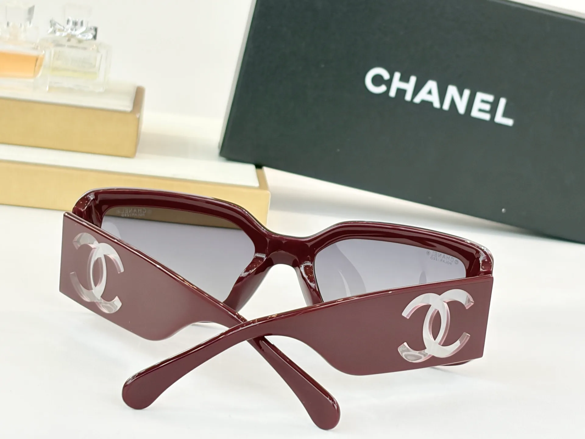 Очки Chanel 13389325